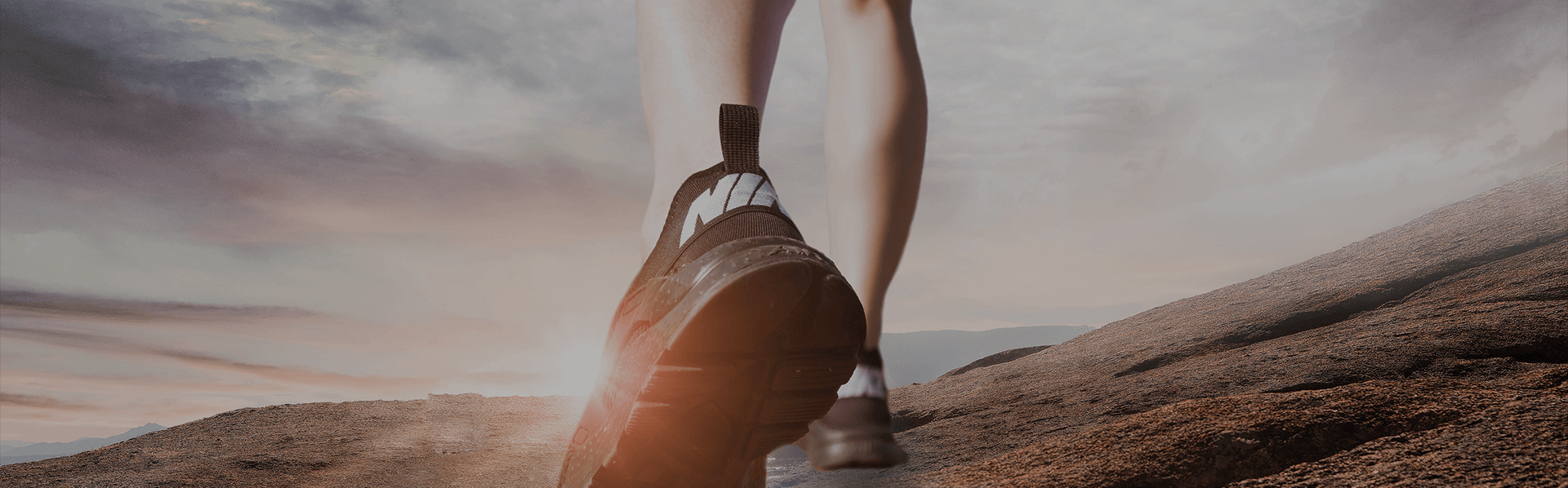 西探裝備發展歷程